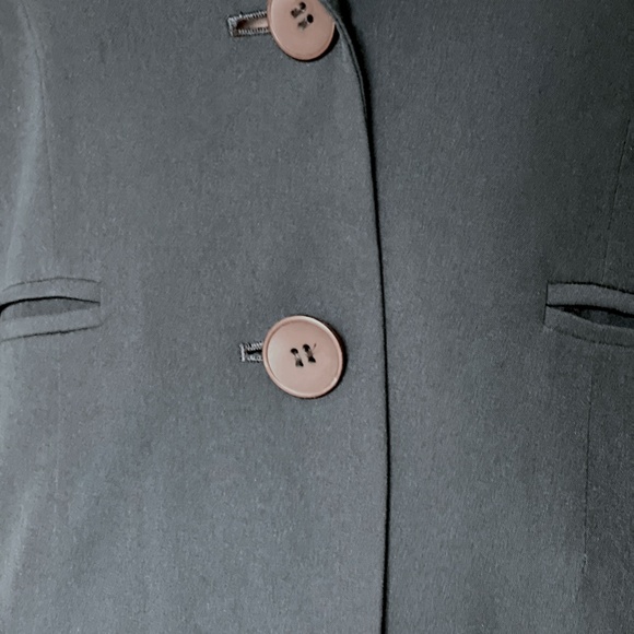 Dark Blue-Black, Lightweight, 2-Button Blazer | Jones New York - Picture 4 of 7